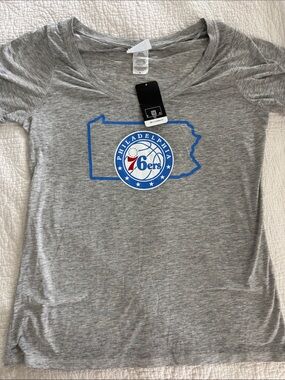 Philadelphia 76ers Gray Scoop Neck Women's Tee